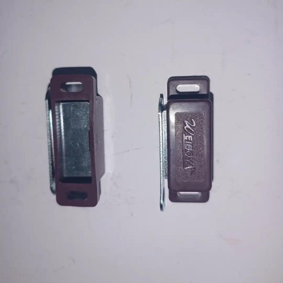 MAGNET ZA NAMJESTAJ 10*45 5201 5202