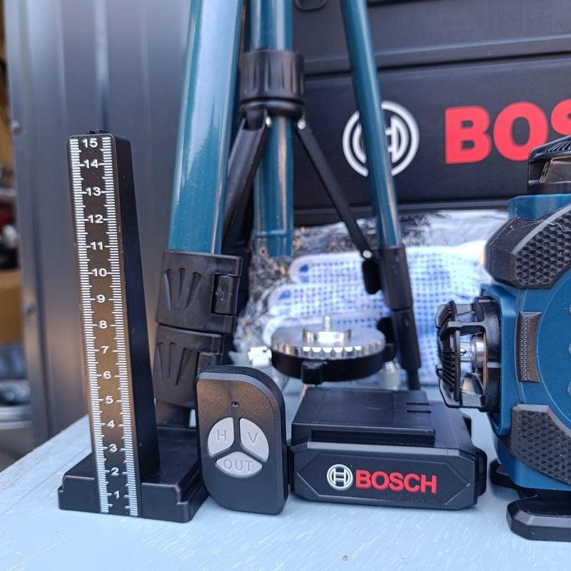 BOSCH Građevinski laser / Nivelator sa 16 linija / FULL Oprema — slika 4