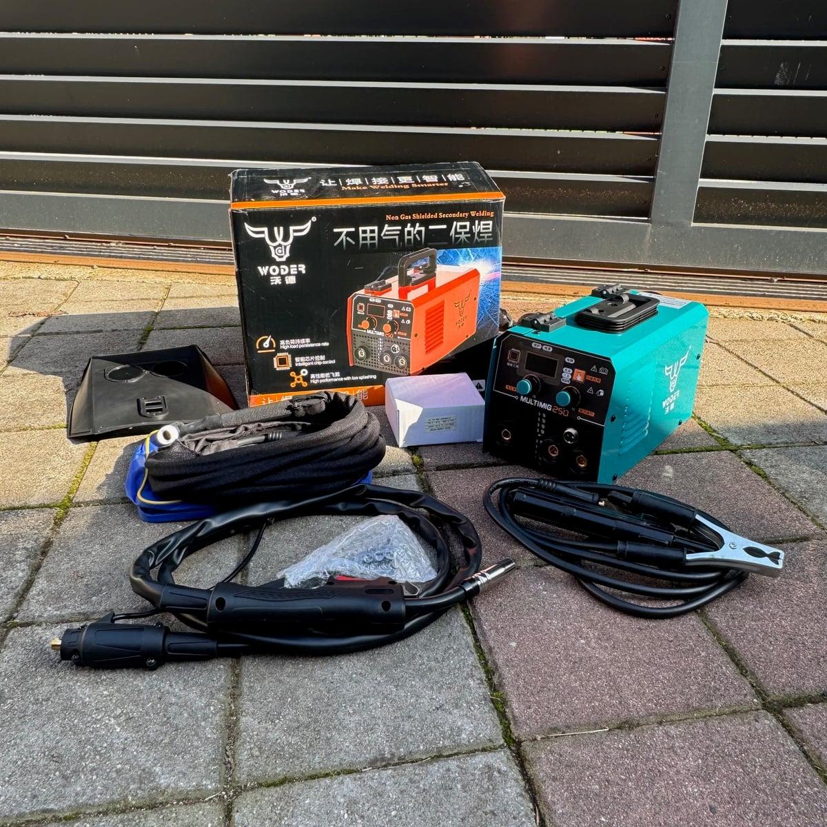 Aparat za varenje WODER MIG/MMA-250 / Elektroda + CO2 / Gratis 1kg žica 0,8